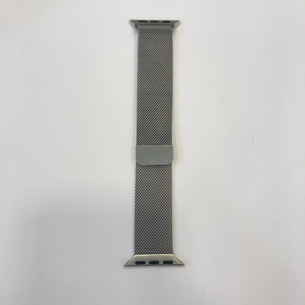 Milanese magnetic loop Apple Watch band